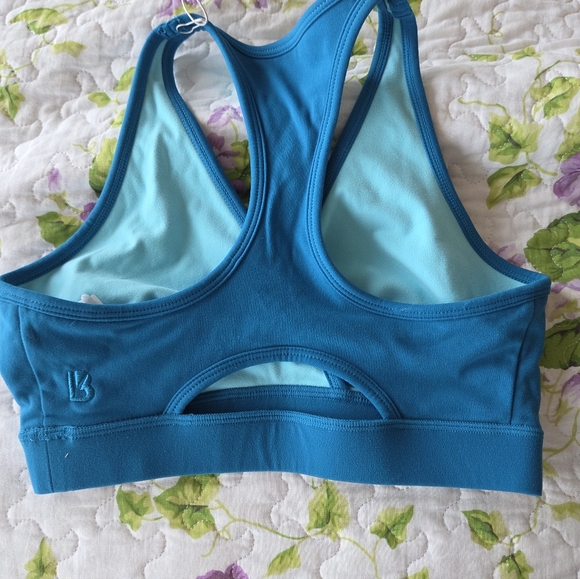 Buffbunny Reversible Racerback Bra - Picture 5 of 6